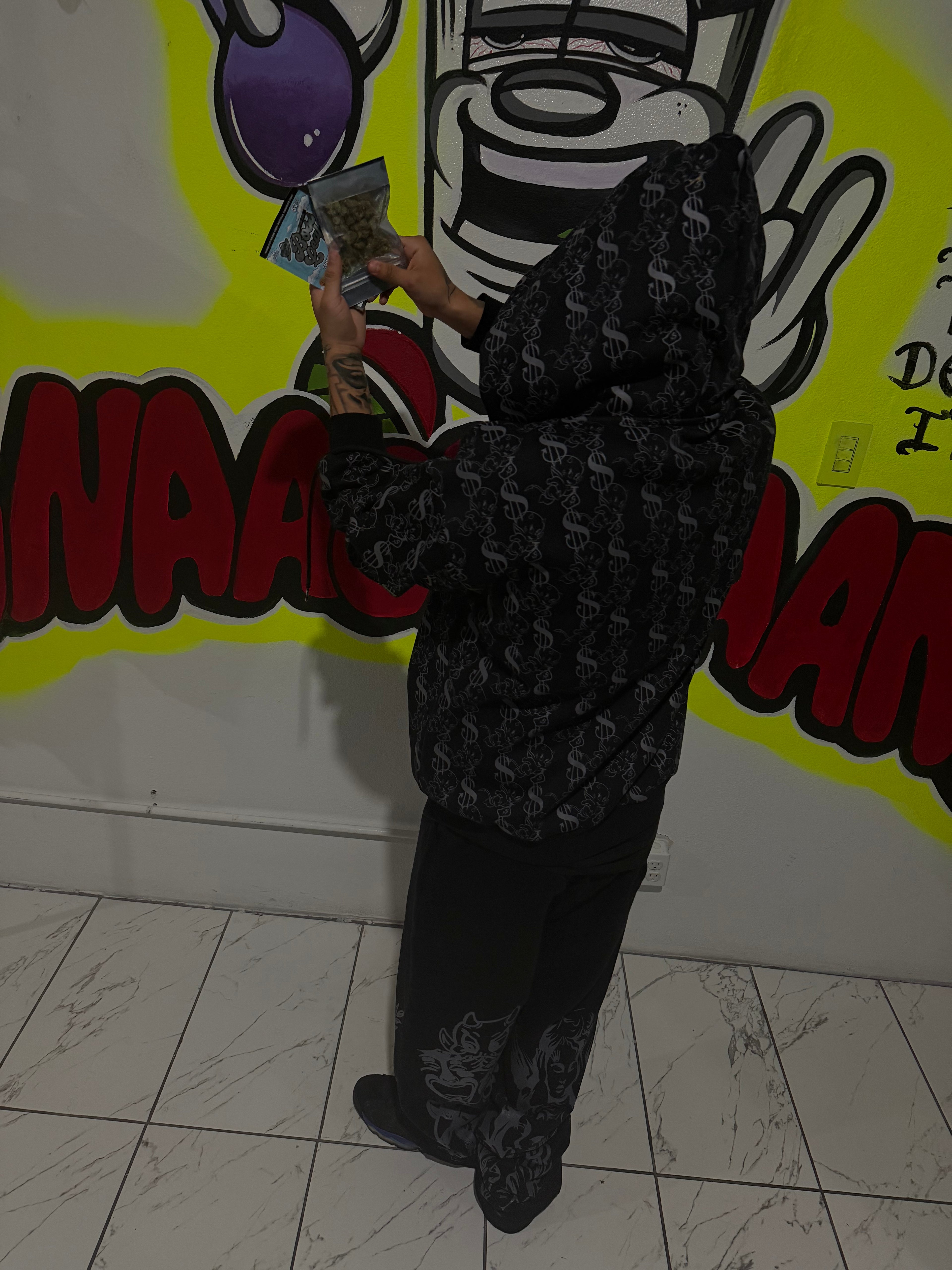 FALLEN ANGELS - GREY